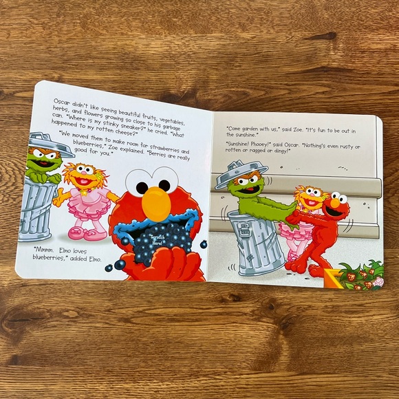 5 Sesame Street Scratch n Sniff Board Books Lot - Picture 12 of 14